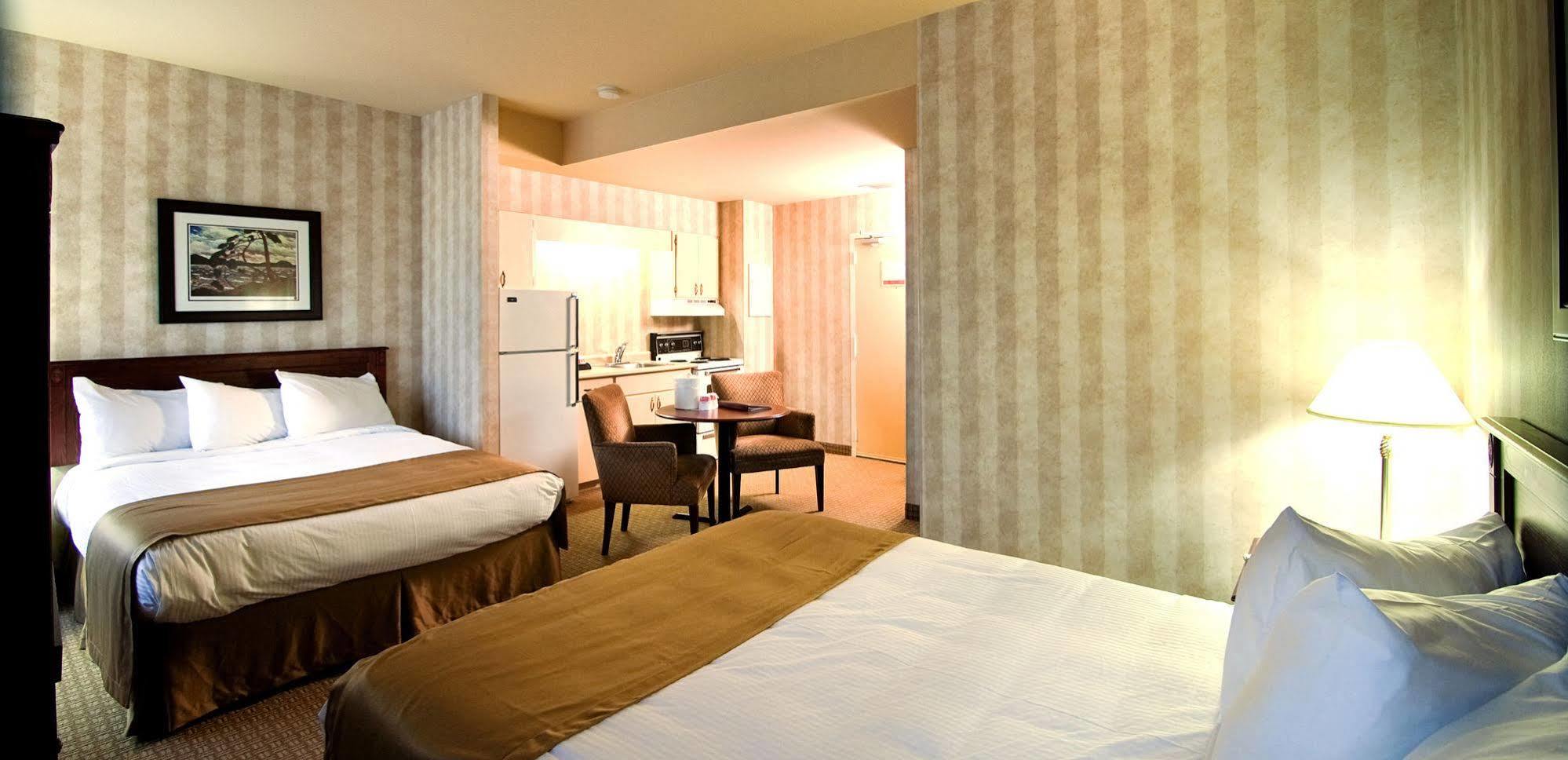 Ramada By Wyndham St. John'S Hotell Exteriör bild